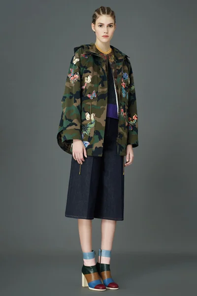 Look 25